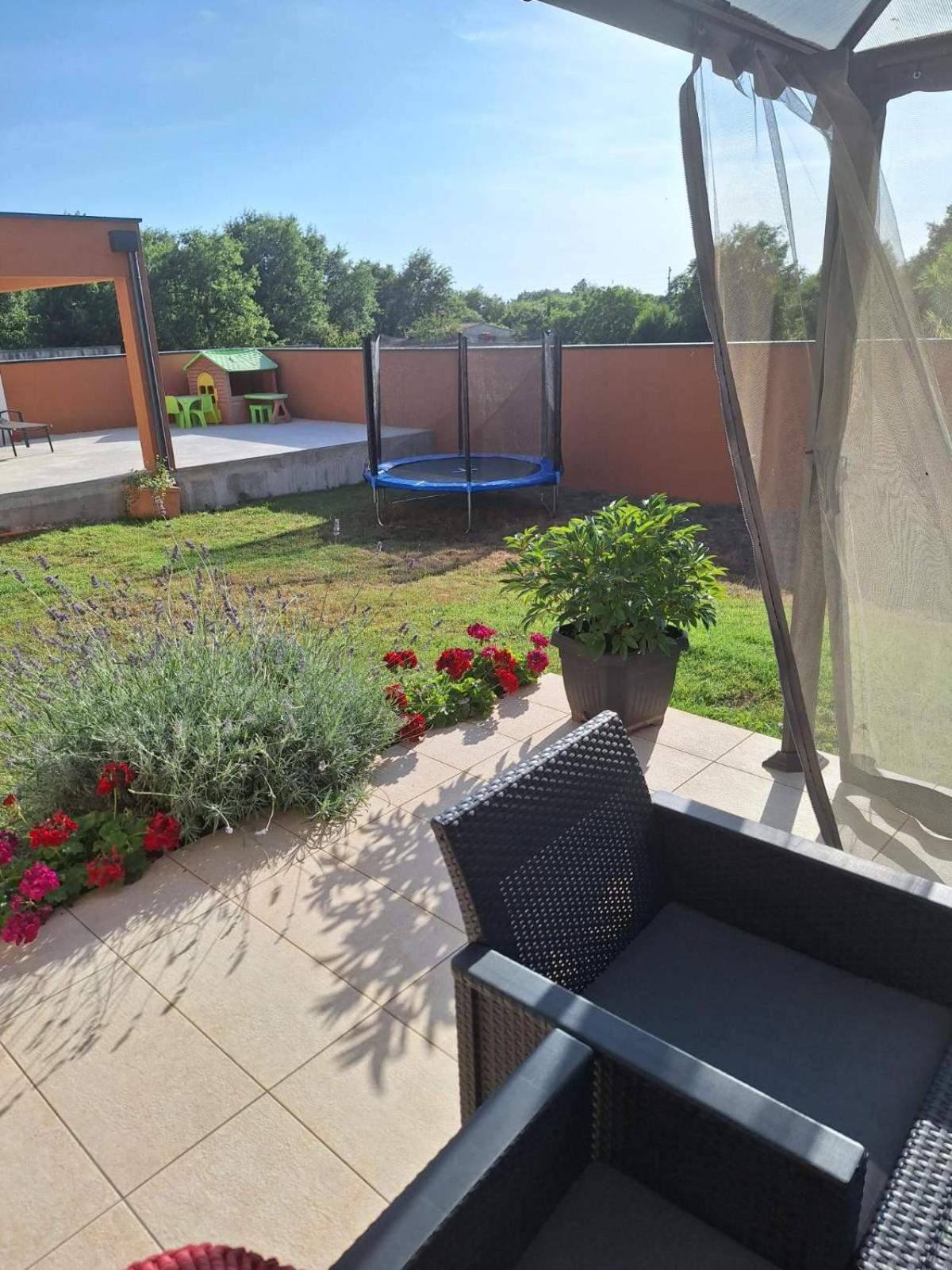 Apartmani Danica Vodnjan Kültér fotó