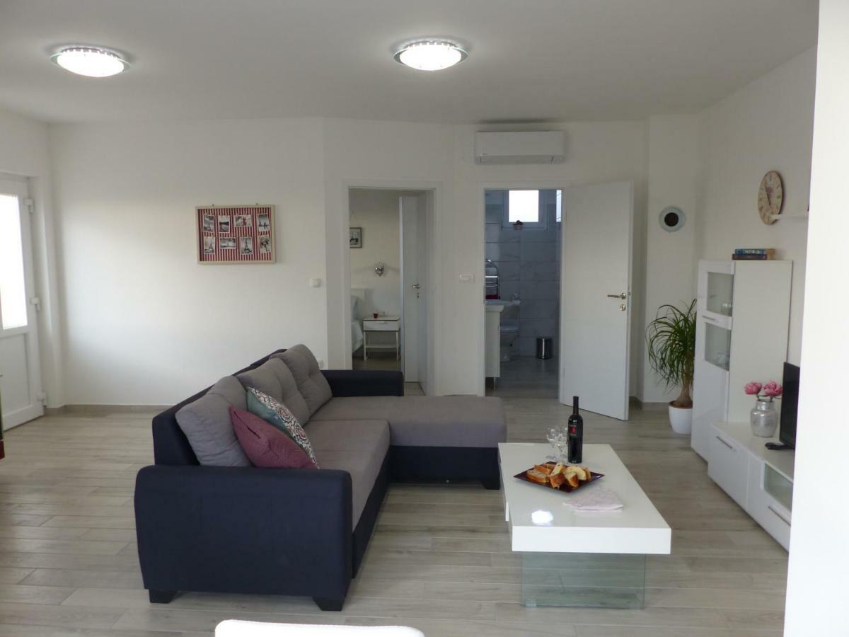 Apartmani Danica Vodnjan Kültér fotó